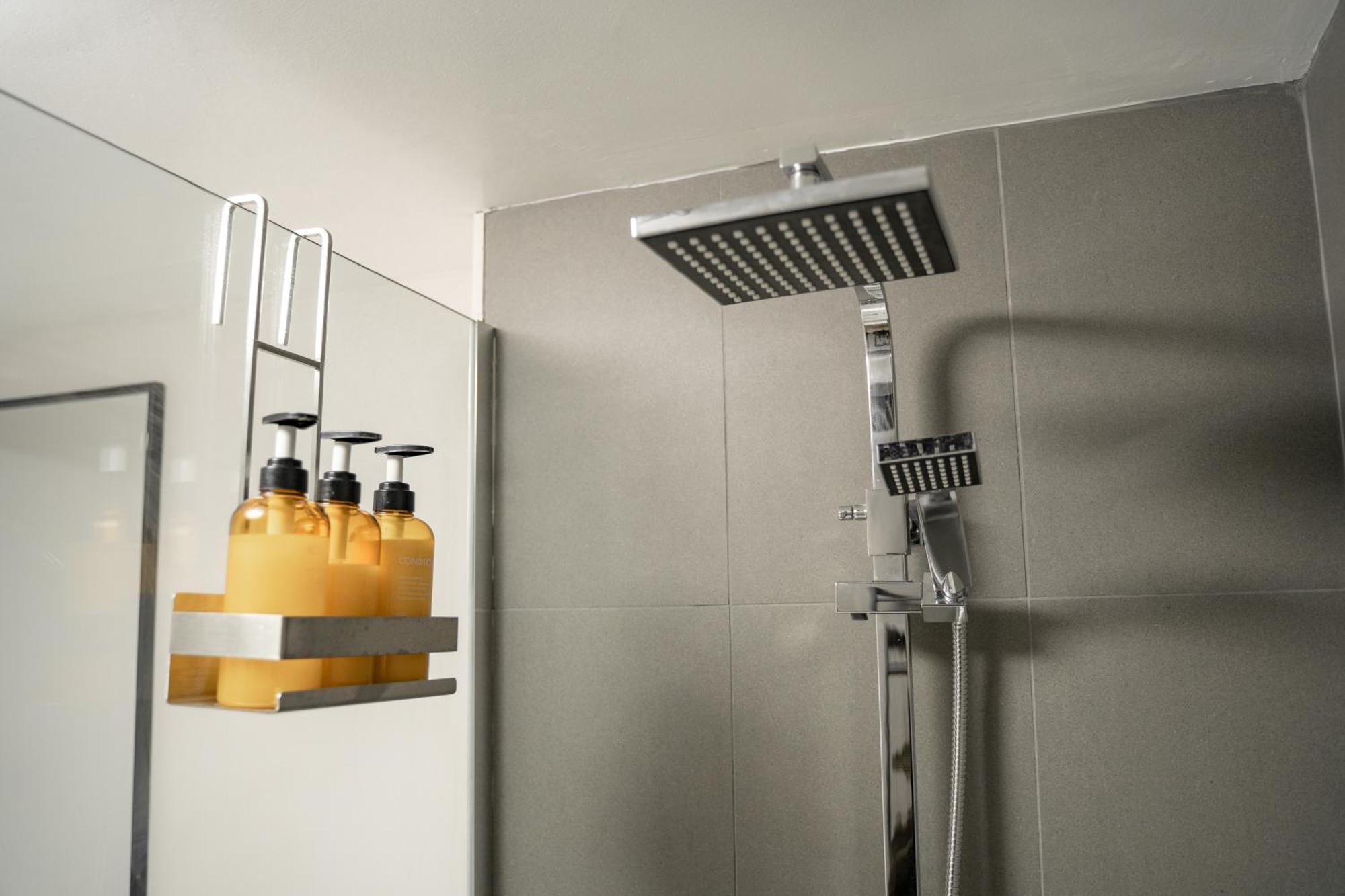 Stylish & Recently Refurbished Chester Apartment - Up To 6 Esterno foto