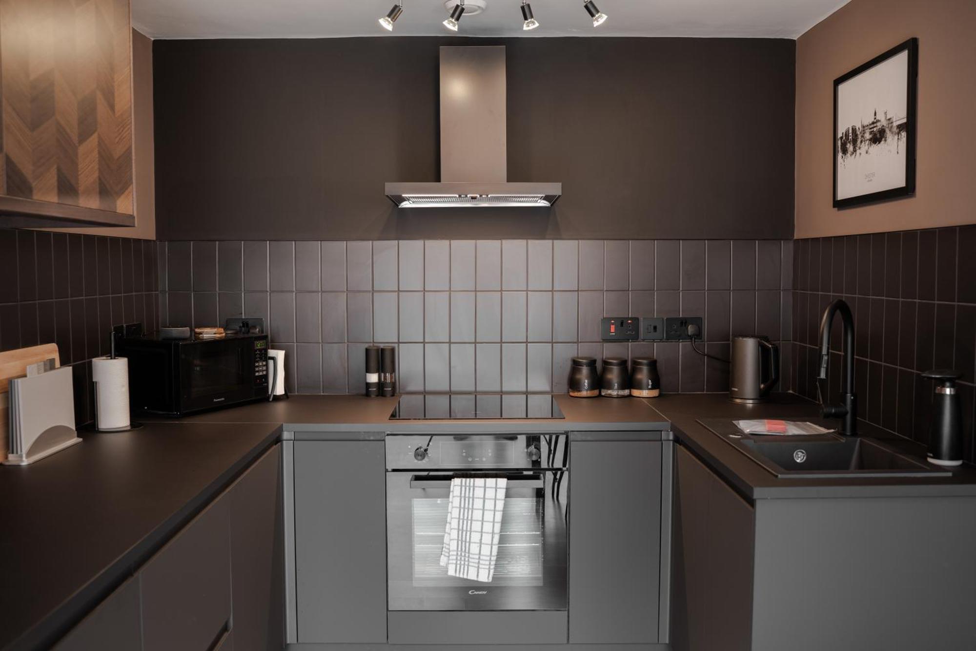 Stylish & Recently Refurbished Chester Apartment - Up To 6 Esterno foto